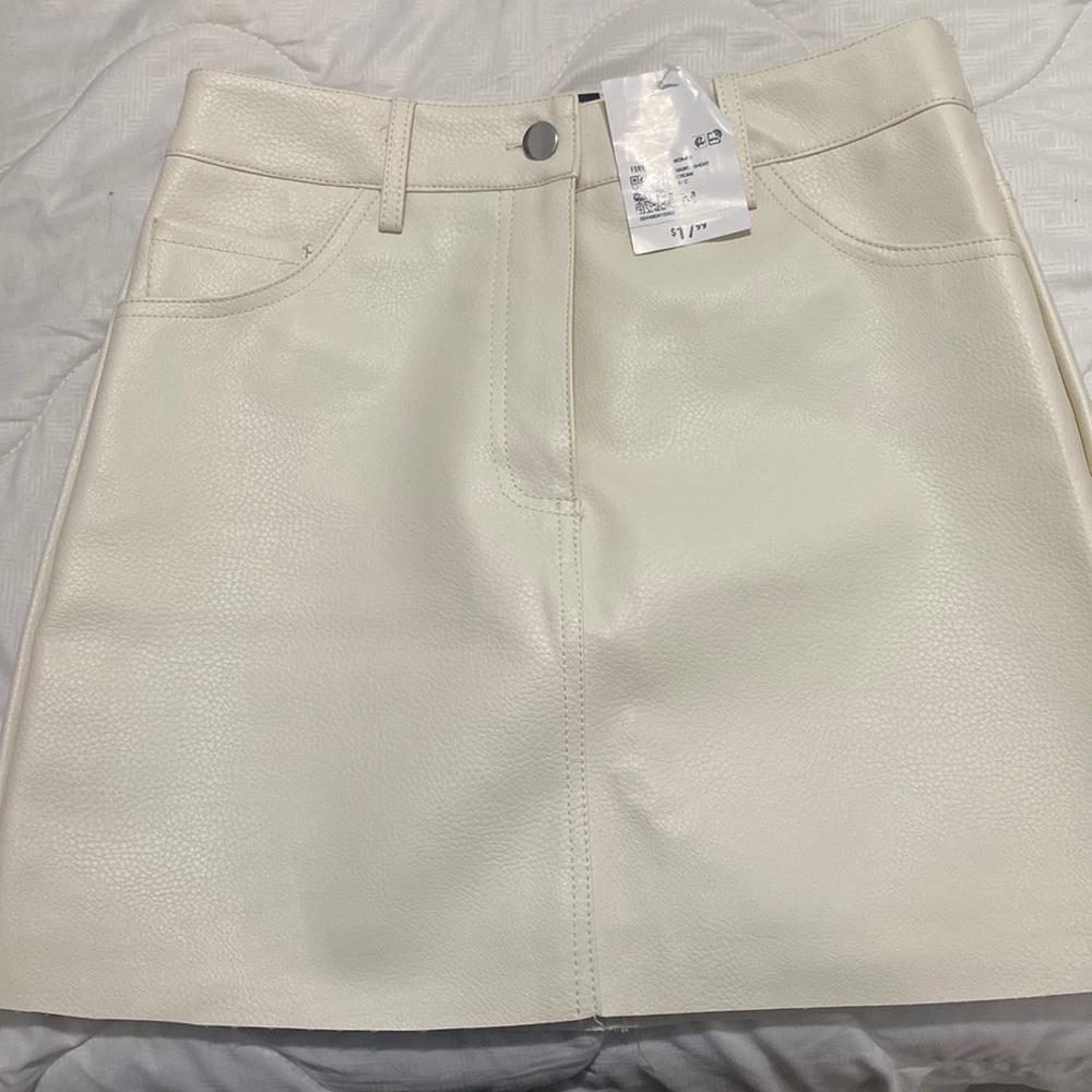 Ivory faux leather skirt new with tag. Forever 21